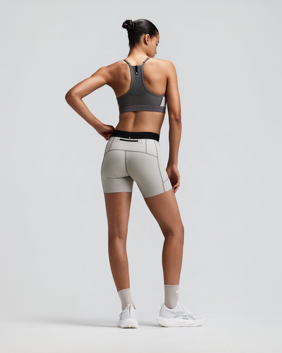 Women's Striped Cadence™ 5" Compression Shorts - Plaster / Slate