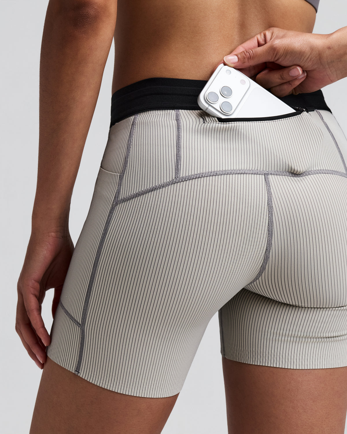 Women's Striped Cadence™ 5" Compression Shorts - Plaster / Slate