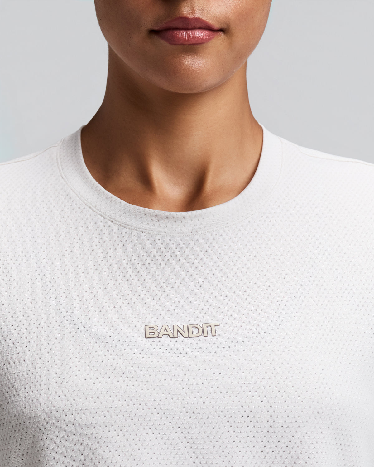 Women's Micromesh™ Cropped Run Tee - Plaster