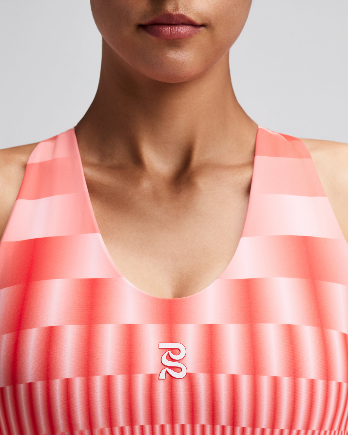 Women's Vanisher™ V-Neck Race Crop - Growing Grid - Poppy