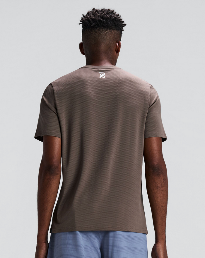 MEN MICROMESH RUN TEE - COCOA