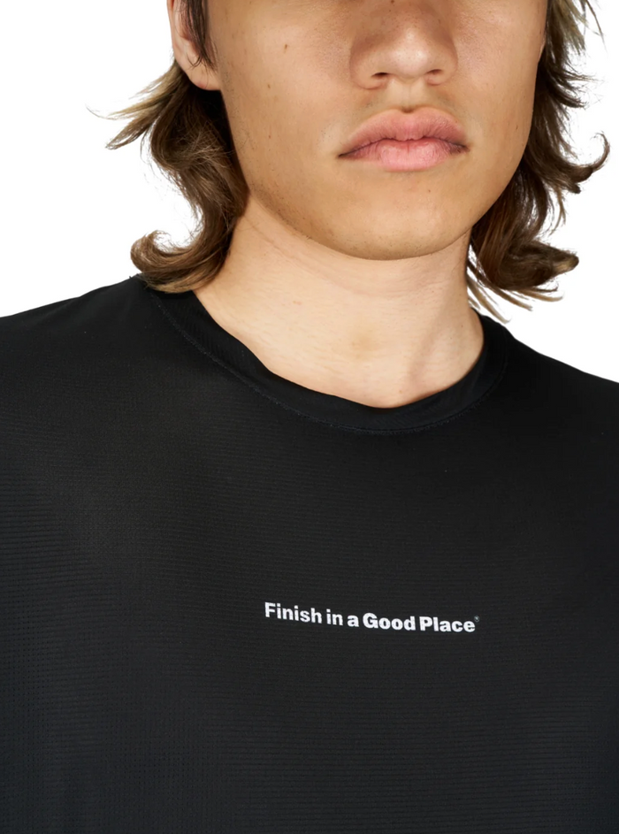 Wavy Tee — Unisex — Black