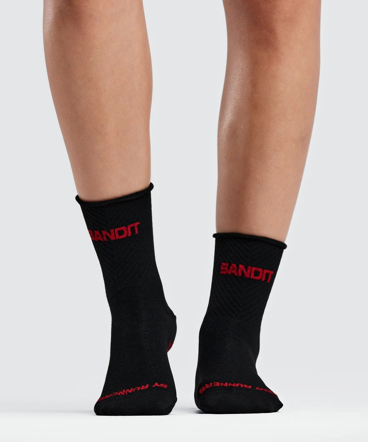 LITE RUN RIBBED QUARTER SOCK - BLACK WITH OXIDE RED