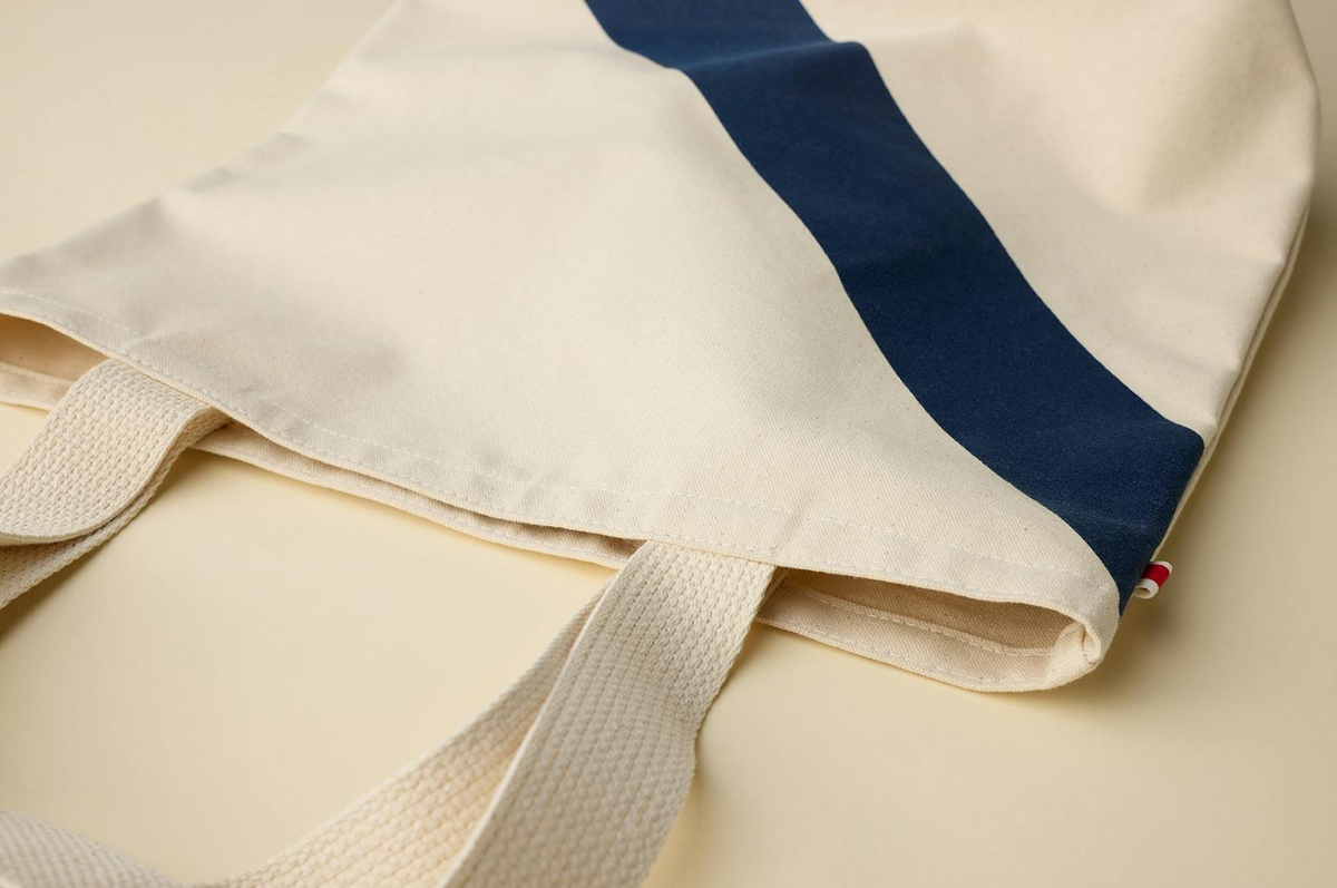 MARKET TOTE - IVORY/NAVY