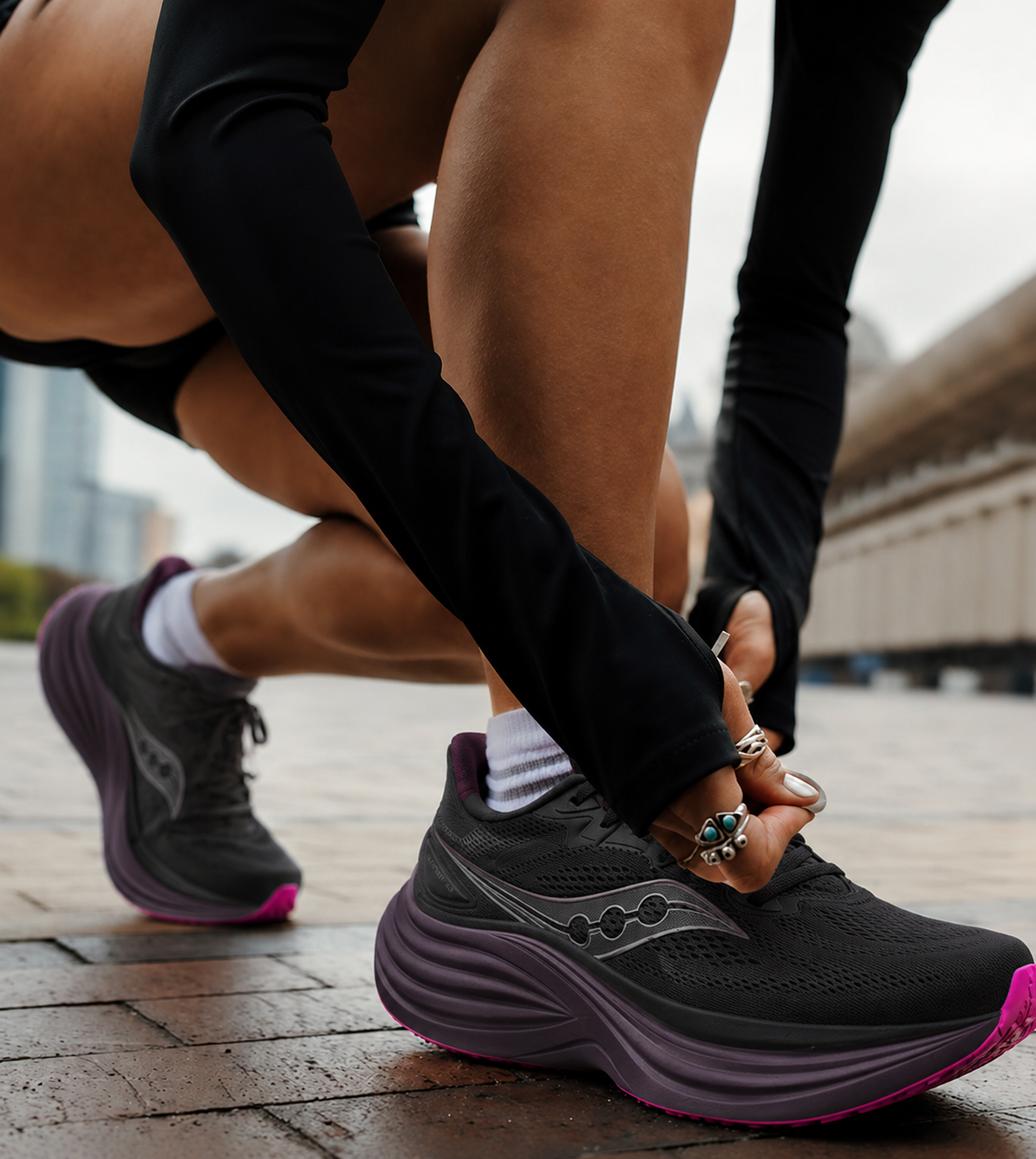 WOMEN TRIUMPH 24 - BLACK/SYRUP
